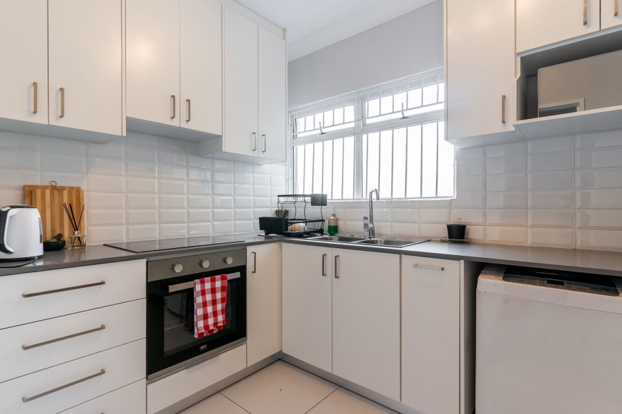 2 Bedroom Property for Sale in Gardens Western Cape